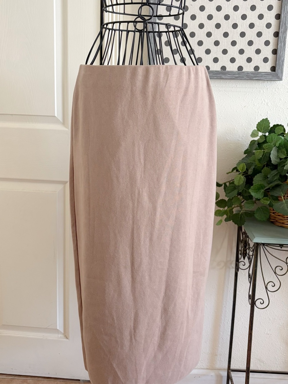 Zara Dusty Rose Midi Pencil Knit Skirt